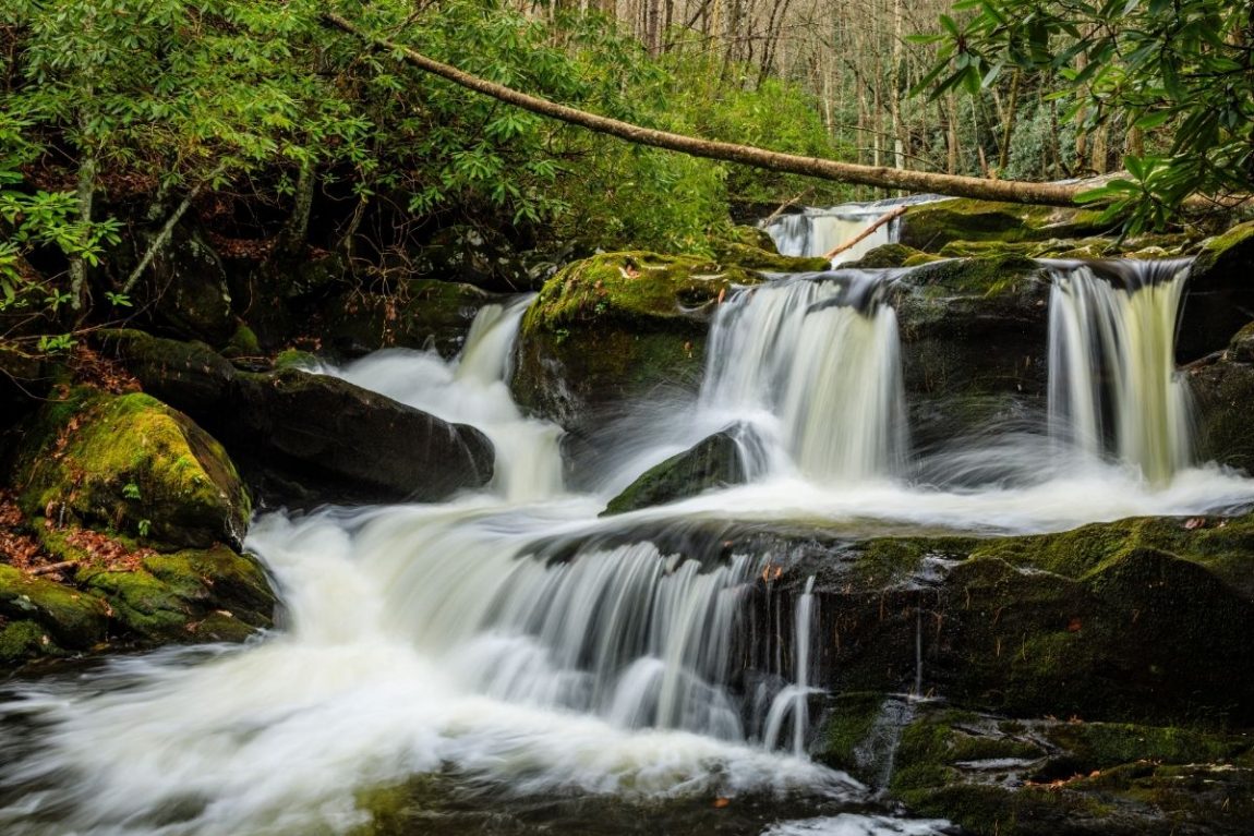 15 Stunning Great Smoky Mountain Waterfalls 15-stunning-great-smoky-mountain-waterfalls
