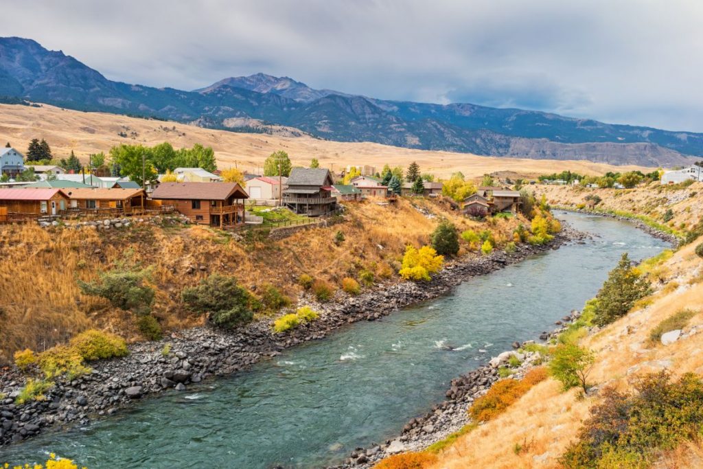 The Yellowstone River stretching through Gardiner, where you can experience Yellowstone white water rafting